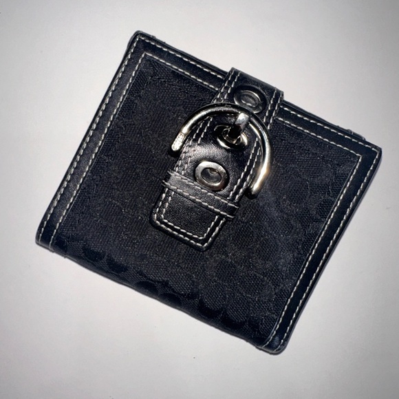 Vintage Y2K Coach Wallet - EUC - Picture 1 of 5